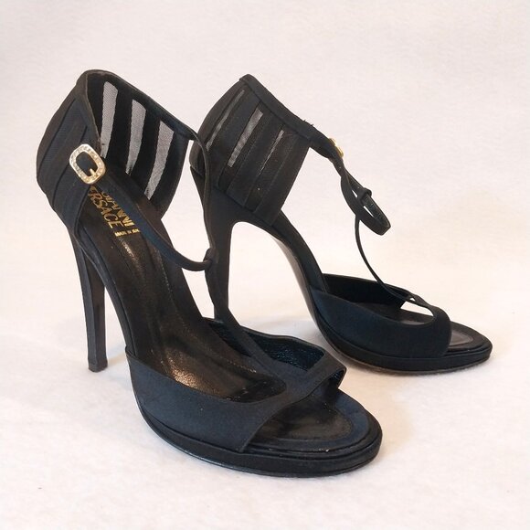 Gianni Versace 4.5" Heels Sandals Womens 37 / 7 Black Satin Mesh T Strap Italy - Picture 1 of 10